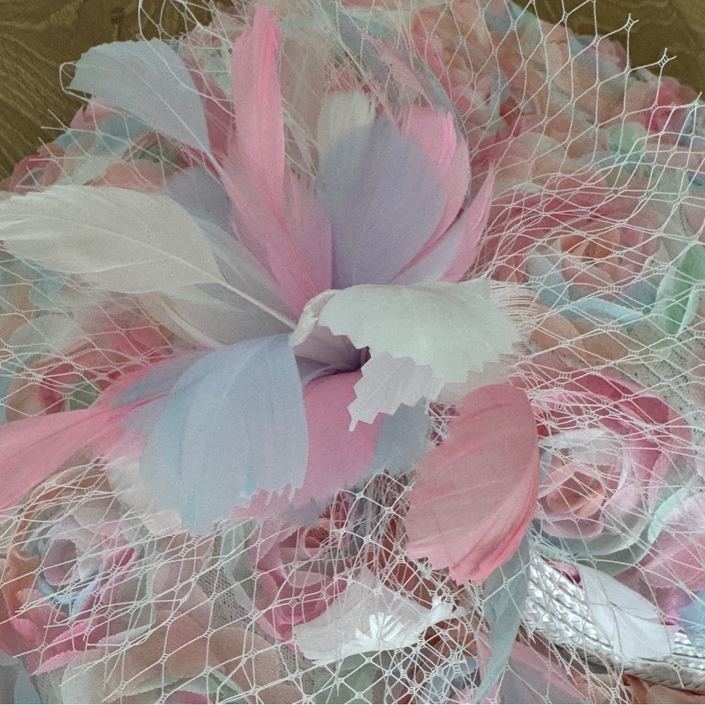 Bellissima Floral Overlay Dressy Derby Hat NWT - Picture 10 of 10